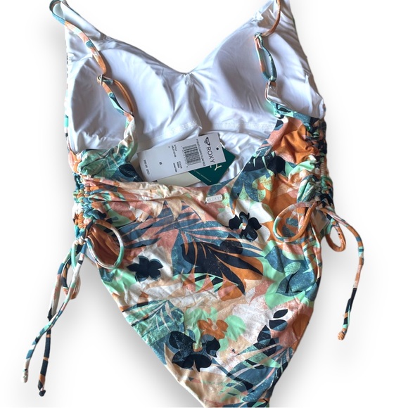 NWOT Roxy PT Beach Classics One Piece Size Med - Picture 2 of 7